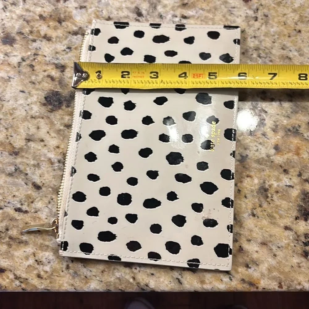 🎉 Host pick 🎉 Kate Spade ♠️ Wristlet Clutch small bag